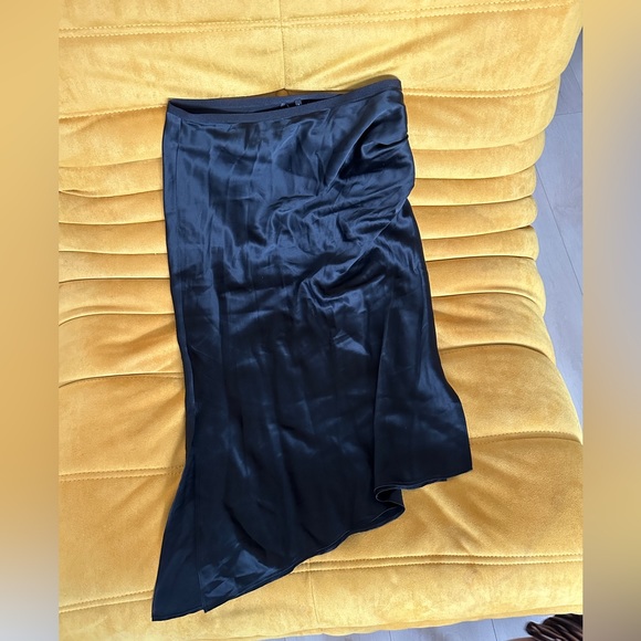 Helmut lang asymmetrical silk skirt - Picture 2 of 5